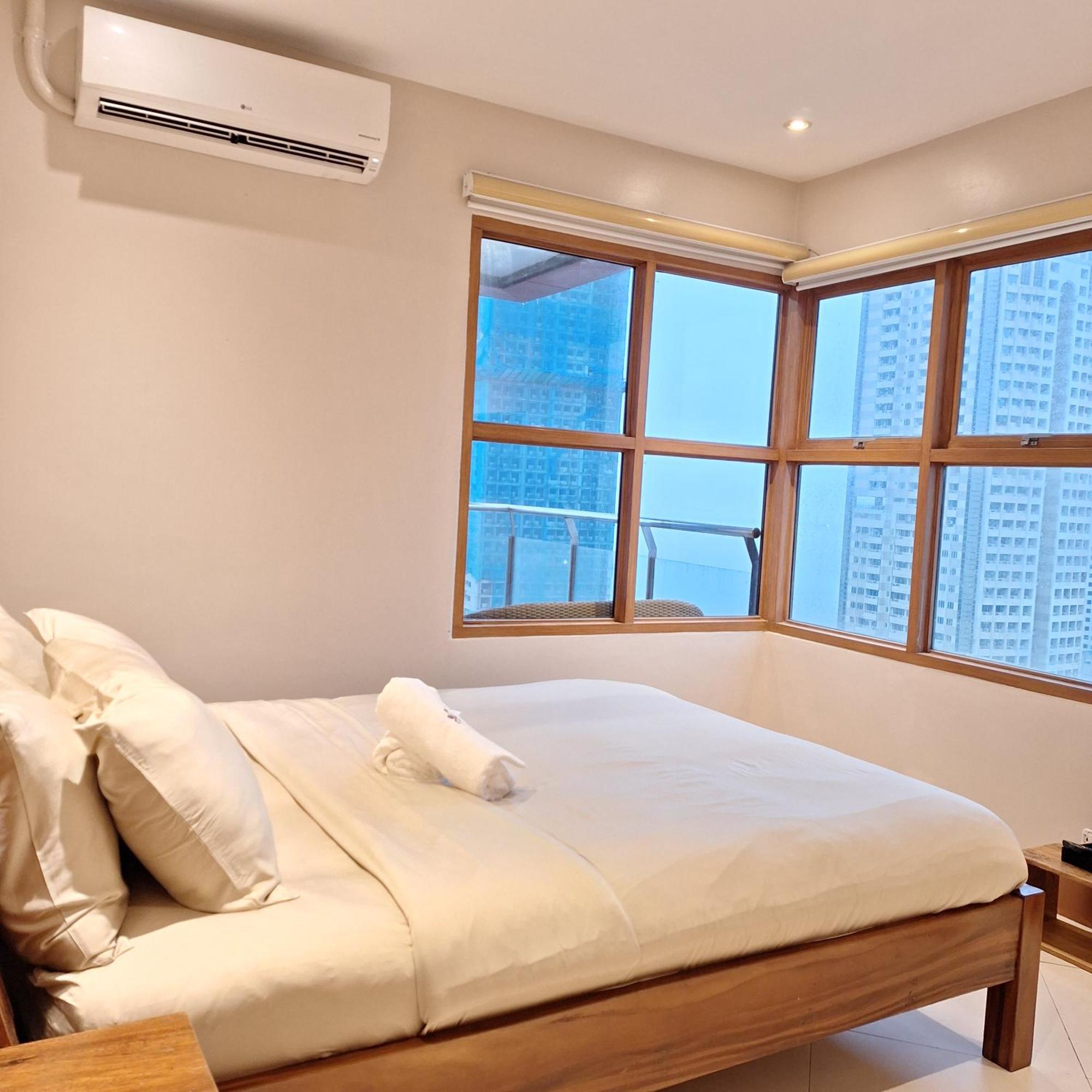 Manila Bayview Rental Extérieur photo