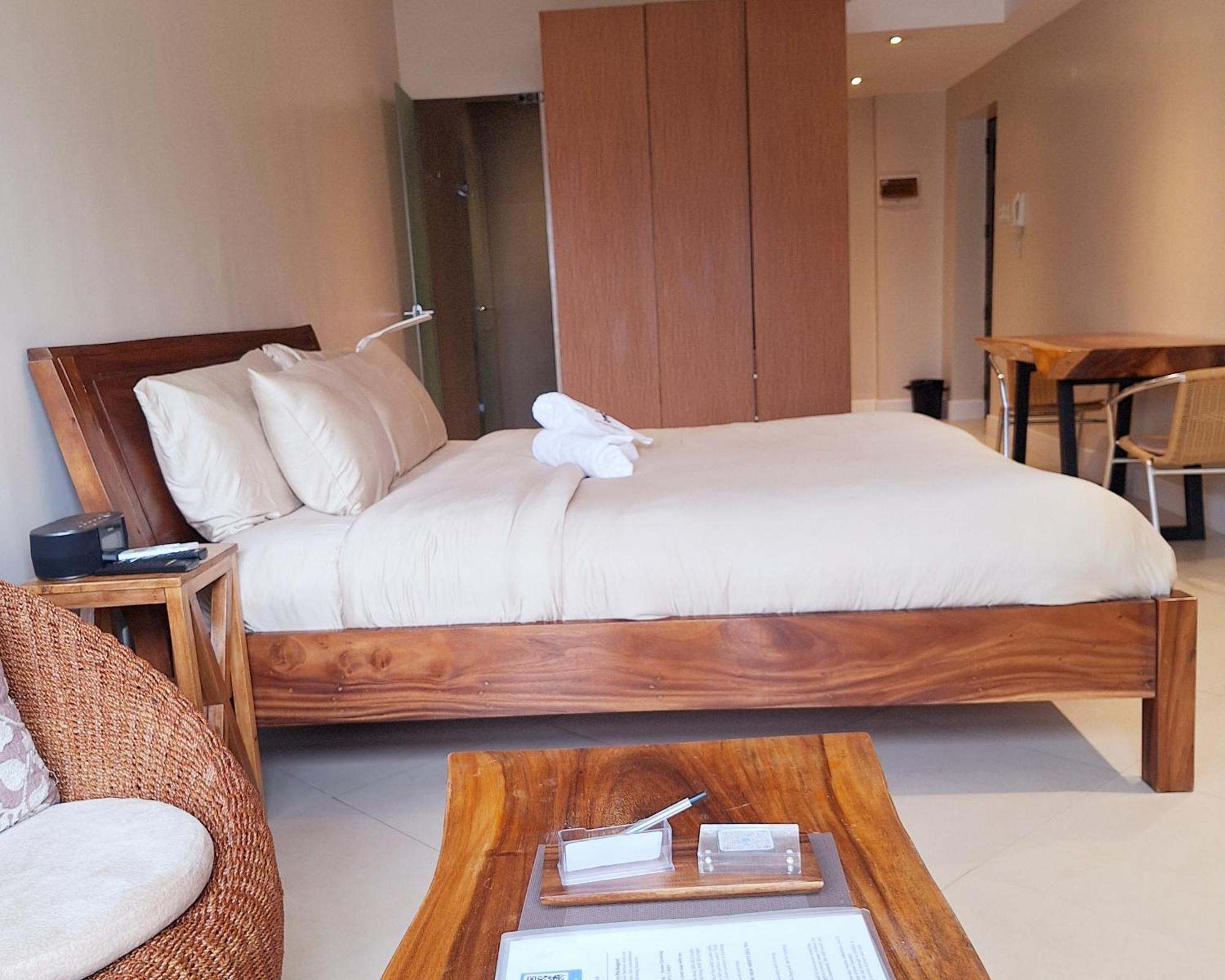 Manila Bayview Rental Extérieur photo