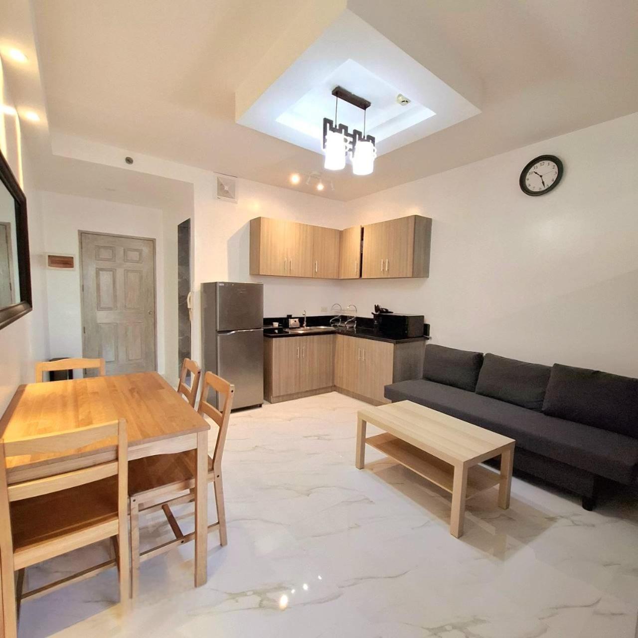 Manila Bayview Rental Extérieur photo