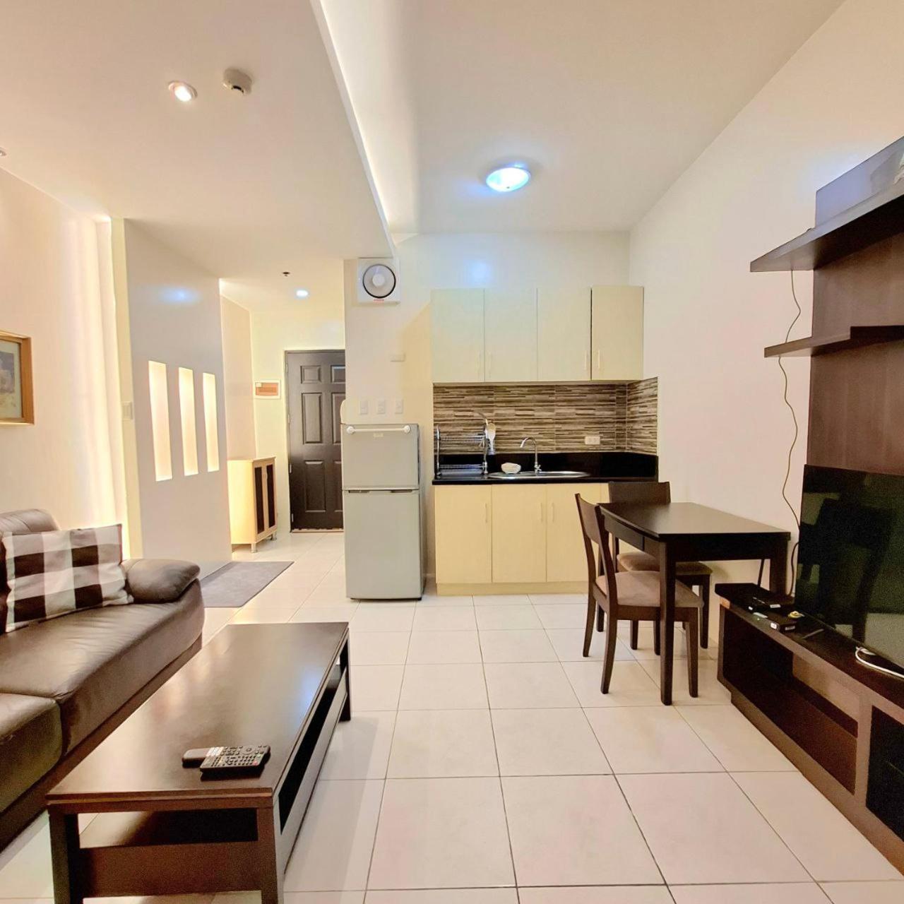 Manila Bayview Rental Extérieur photo