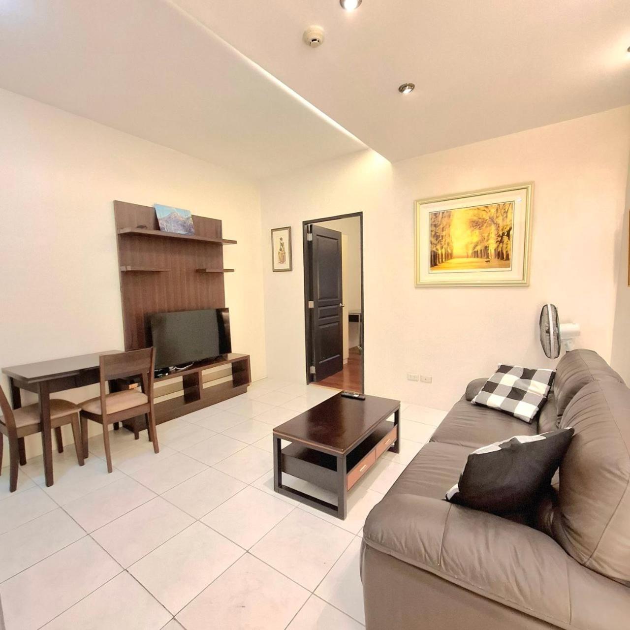 Manila Bayview Rental Extérieur photo